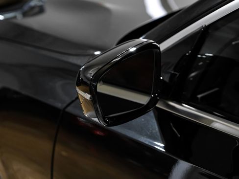 Used 2024 BMW 330i xDrive Sedan w/ Premium Package image 45