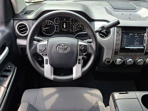 Used 2019 Toyota Tundra SR5 AWD/4WD image 12