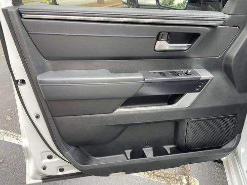 Used 2025 Toyota Sequoia Platinum AWD/4WD image 11