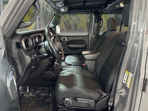 Used 2019 Jeep Wrangler Unlimited Sport S AWD/4WD image 9