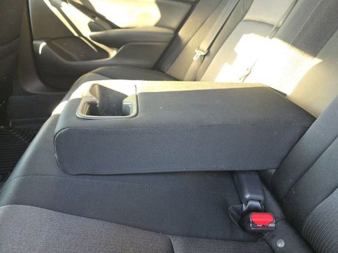 Used 2020 Honda Accord EX image 17