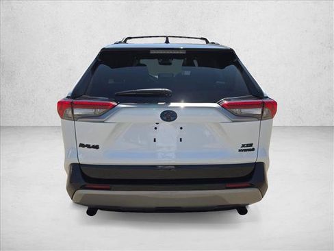 Used 2024 Toyota RAV4 XSE AWD/4WD image 7