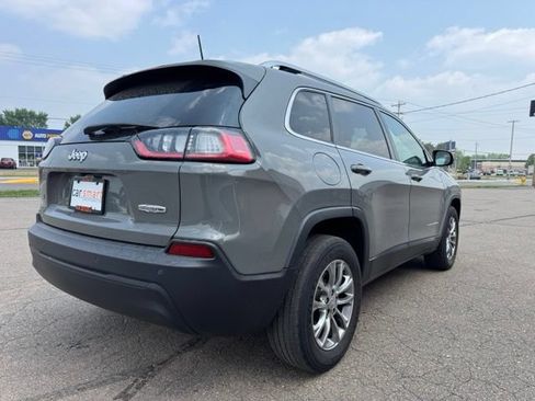Used 2021 Jeep Cherokee Latitude Plus AWD/4WD image 7