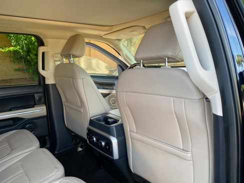 Used 2024 Ford Expedition Limited AWD/4WD image 67
