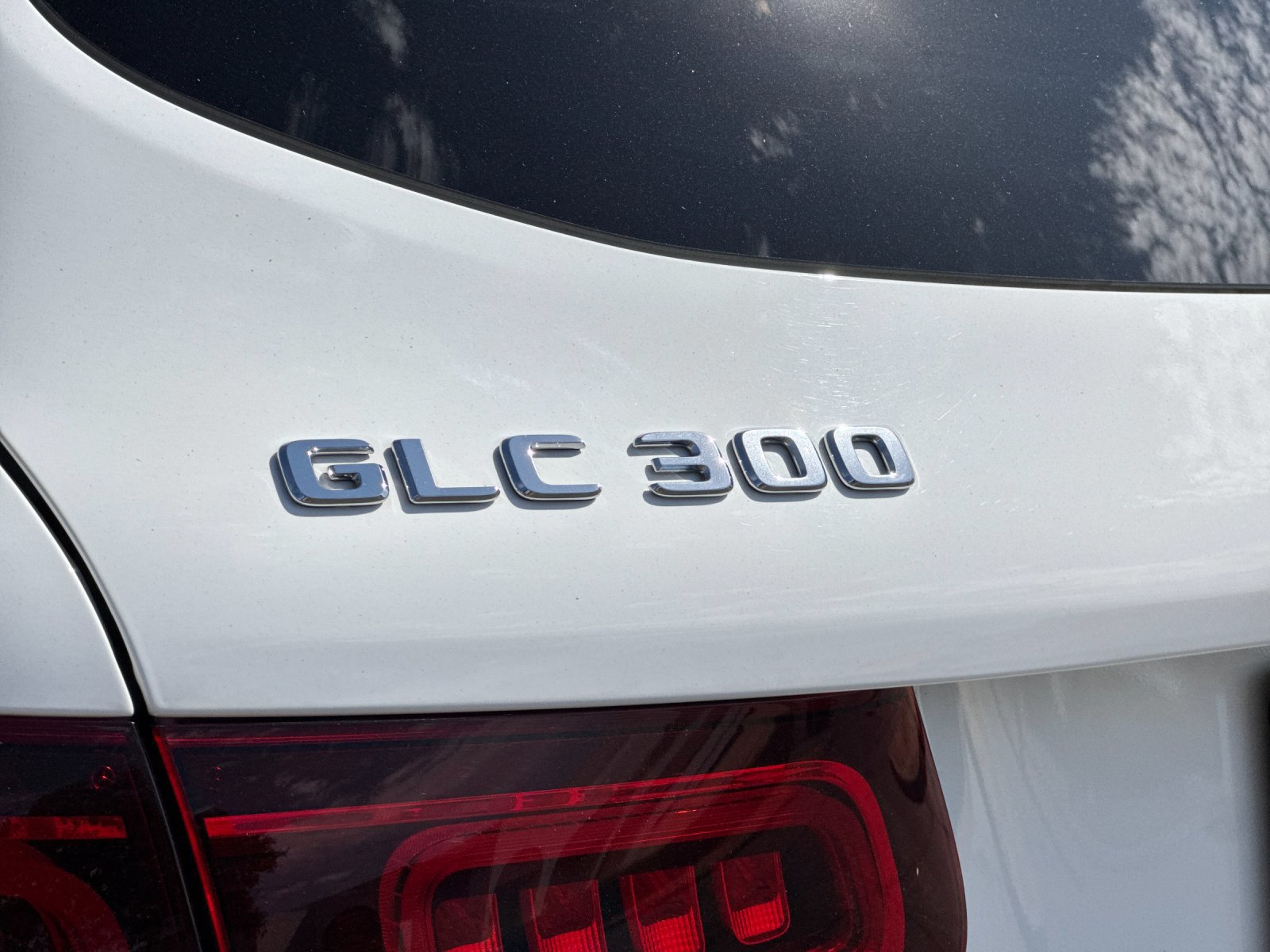 Used 2020 Mercedes-Benz GLC 300 image 25