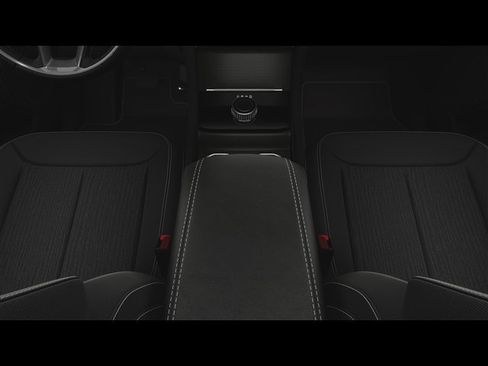 New 2025 Jeep Grand Cherokee L Laredo image 4