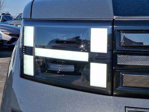 Certified 2025 Hyundai Santa Fe XRT image 8