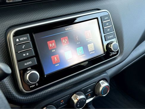 Used 2025 Nissan Kicks Play S FWD image 7