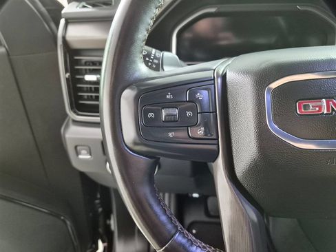 Used 2024 GMC Sierra 1500 AT4 w/ Technology Package AWD/4WD image 14