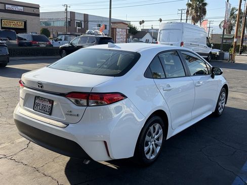 Used 2024 Toyota Corolla LE FWD image 7