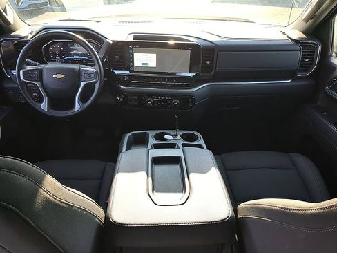 Used 2023 Chevrolet Silverado 1500 LT AWD/4WD image 29