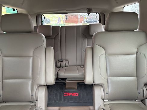 Used 2016 GMC Yukon SLT w/ Open Road Package image 19