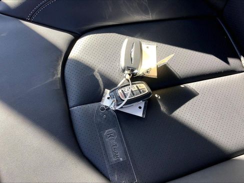 New 2026 Chrysler Voyager LX image 27