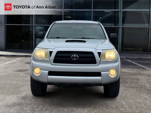 Used 2005 Toyota Tacoma PreRunner RWD image 11