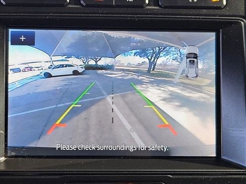 Used 2021 Ford Expedition XLT image 18