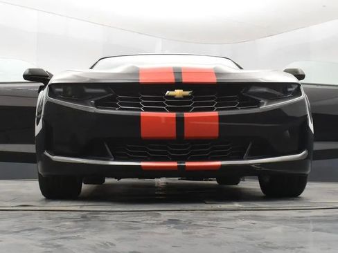 Used 2023 Chevrolet Camaro LT RWD image 11