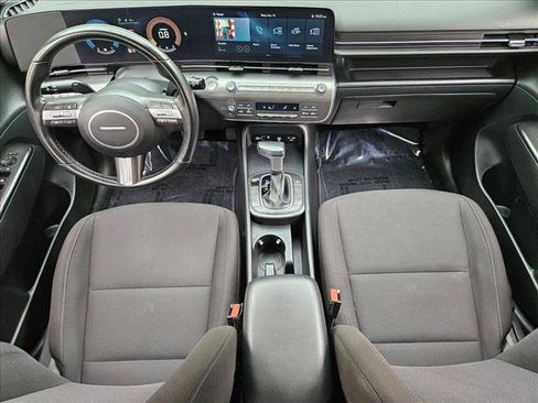 Used 2024 Hyundai Kona SEL image 16