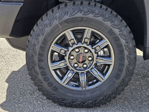 New 2026 GMC Sierra 1500 AT4X image 8