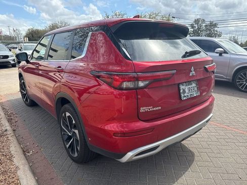 Used 2024 Mitsubishi Outlander SE image 19