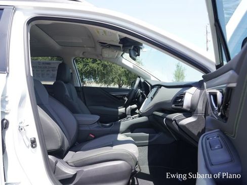 Certified 2025 Subaru Outback Onyx Edition image 9