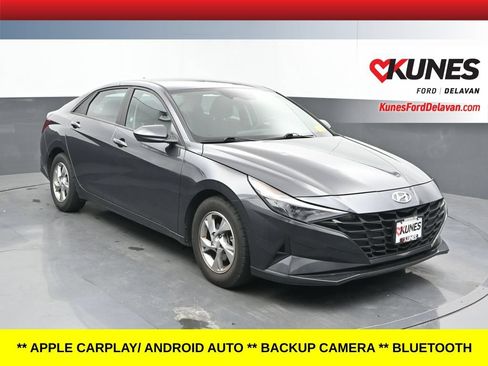 Used 2021 Hyundai Elantra SE FWD image 1