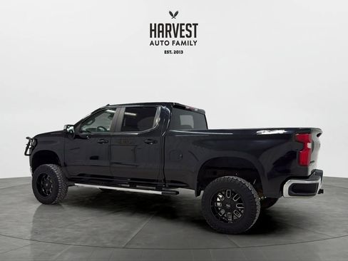 Used 2019 Chevrolet Silverado 1500 LT image 3