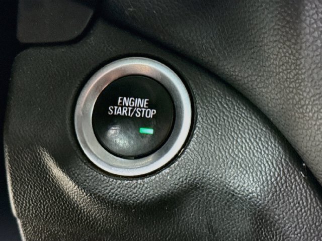 Used 2020 Chevrolet Equinox LT FWD image 20