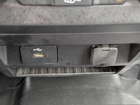 Used 2019 Ford F150 XL w/ Equipment Group 101A Mid RWD image 17