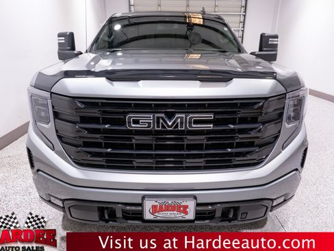 Used 2023 GMC Sierra 1500 Elevation w/ Preferred Package AWD/4WD image 7