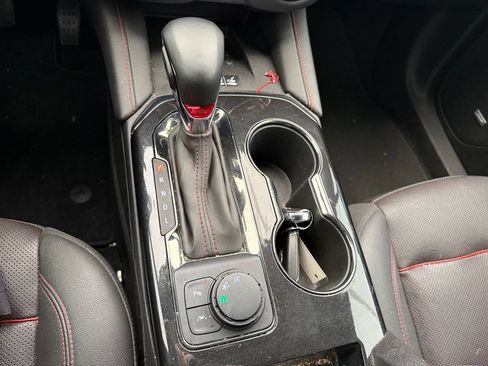 Used 2023 Chevrolet Blazer RS w/ Enhanced Convenience Package FWD image 17