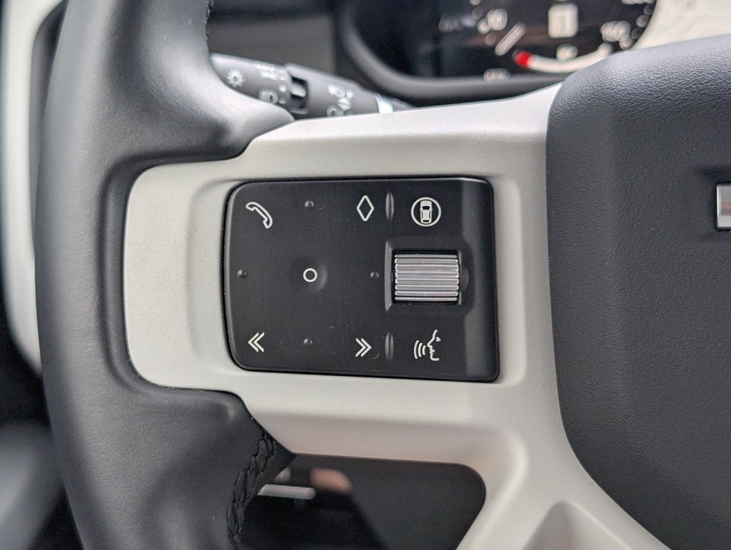 Used 2025 Land Rover Defender 130 S AWD/4WD image 29