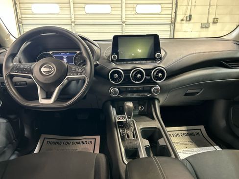 Used 2024 Nissan Sentra SV FWD image 4