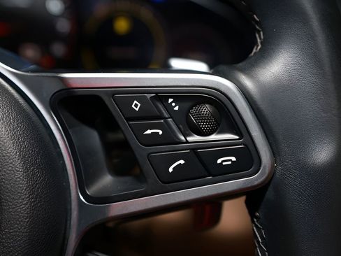 Used 2021 Porsche Cayenne S w/ Premium Package Plus AWD/4WD image 43