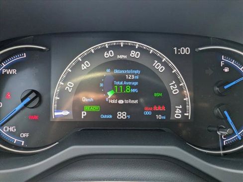 Used 2024 Toyota RAV4 LE AWD/4WD image 11