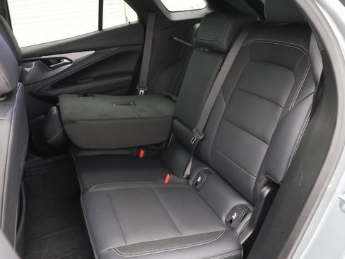 Used 2024 Chevrolet Blazer EV LT image 12