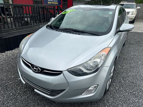 Used 2013 Hyundai Elantra Limited w/ Technology Pkg image 2