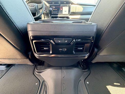 Used 2025 GMC Sierra 1500 AT4 AWD/4WD image 19