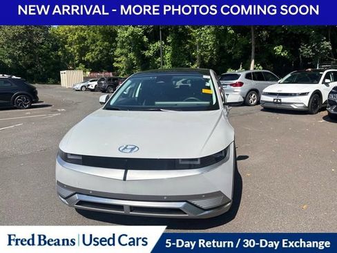 Used 2024 Hyundai Ioniq 5 Limited AWD/4WD image 2