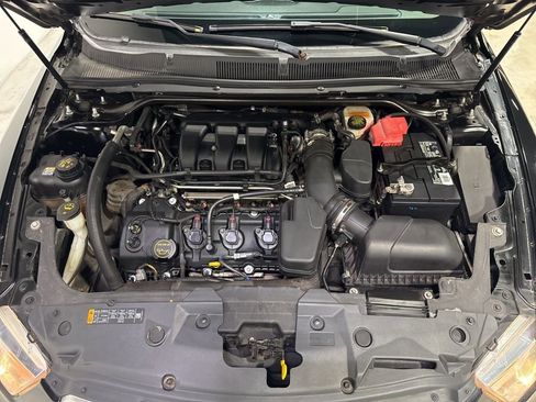 Used 2014 Ford Taurus SE image 40