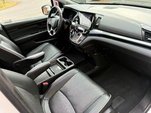 Used 2023 Honda Odyssey Elite image 19