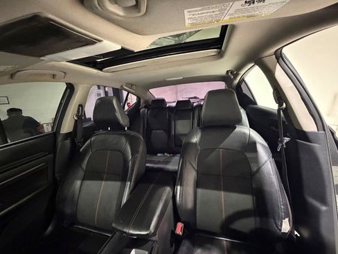 Used 2022 Nissan Altima 2.5 SR w/ Midnight Edition Package FWD image 18
