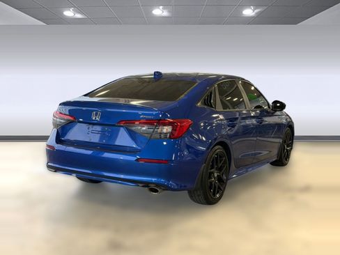Used 2024 Honda Civic Sport image 8