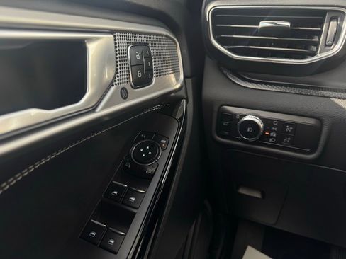 Used 2023 Ford Explorer ST w/ Equipment Group 401A image 13