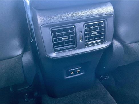 Used 2019 Toyota RAV4 XSE image 33