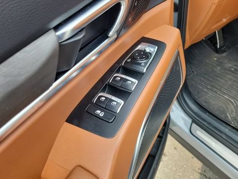 Used 2025 Kia Telluride SX X-Line AWD/4WD image 19