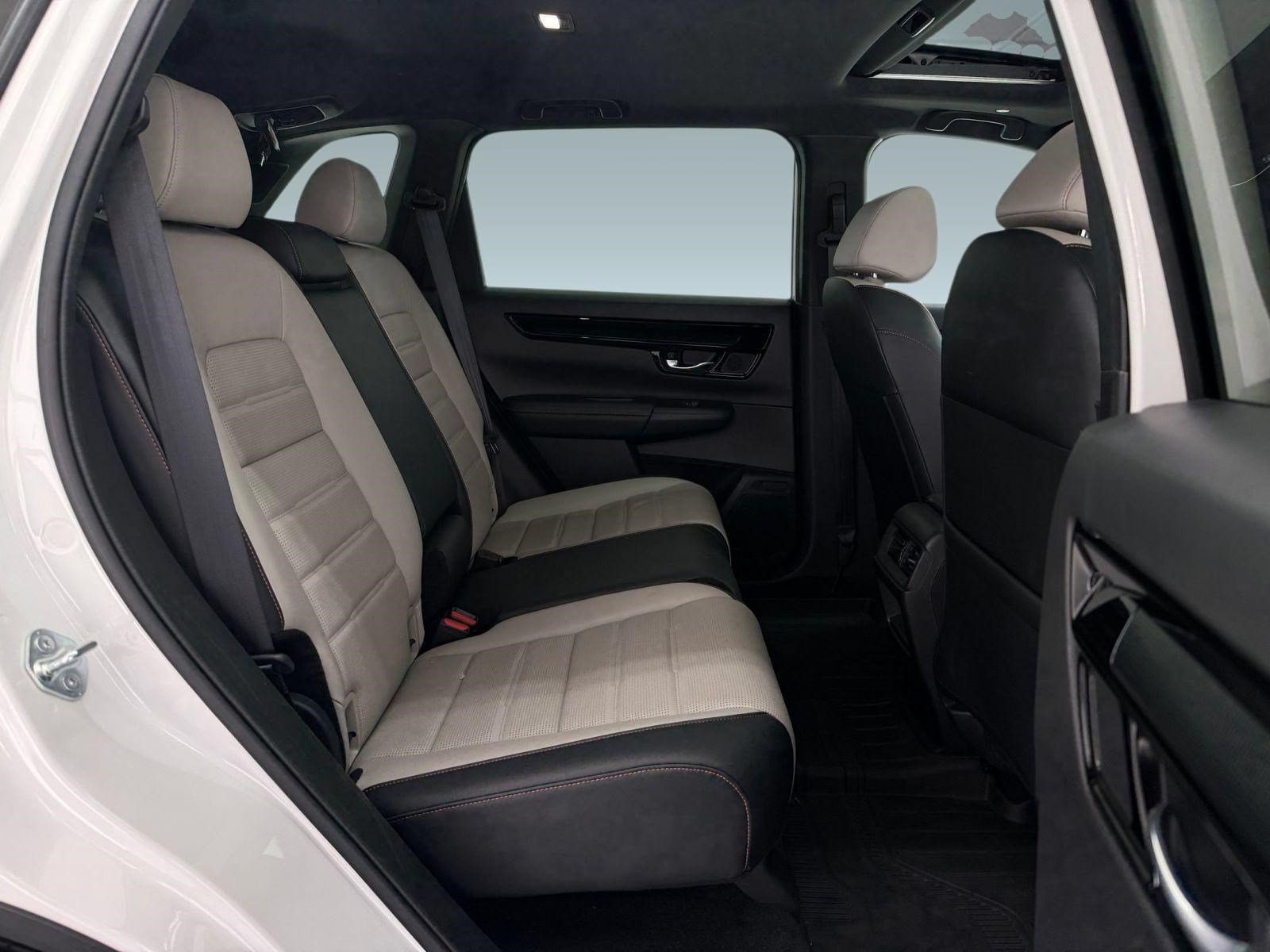 Used 2024 Honda CR-V Sport Touring image 29