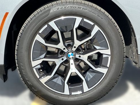 Used 2025 BMW X3 xDrive30i w/ Convenience Package AWD/4WD image 13