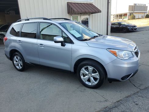 Used 2014 Subaru Forester 2.5i Premium image 13