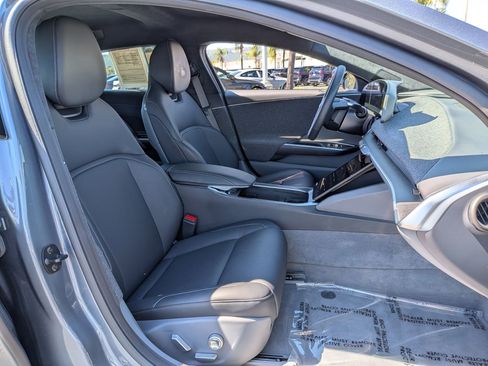 Used 2024 Lucid Air Touring image 31