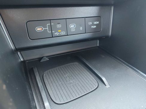 New 2025 Hyundai Sonata Limited image 24